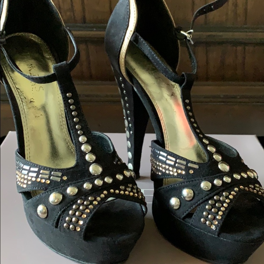 Women’s heels